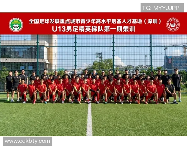 武汉足球队的控制革新探索与发展路径分析全面解读球队未来战略 武汉足球队的控制革新探索与发展路径分析全面解读球队未来战略